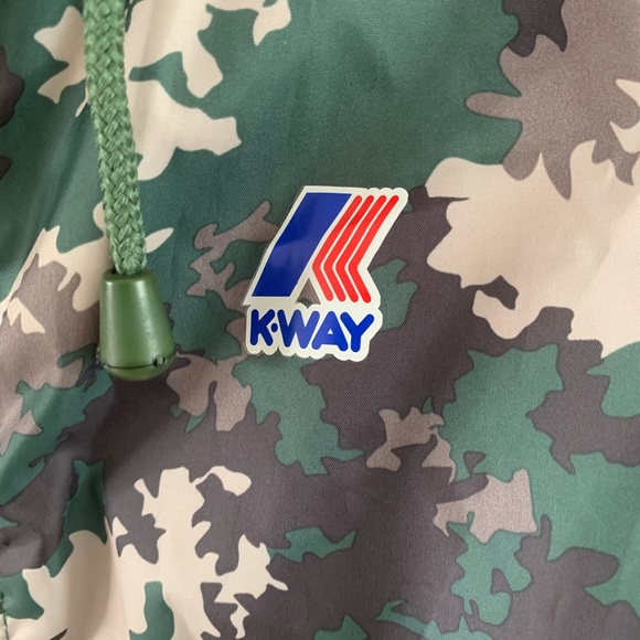 NWT K-way reversible jacket size small camo tan - Picture 3 of 6